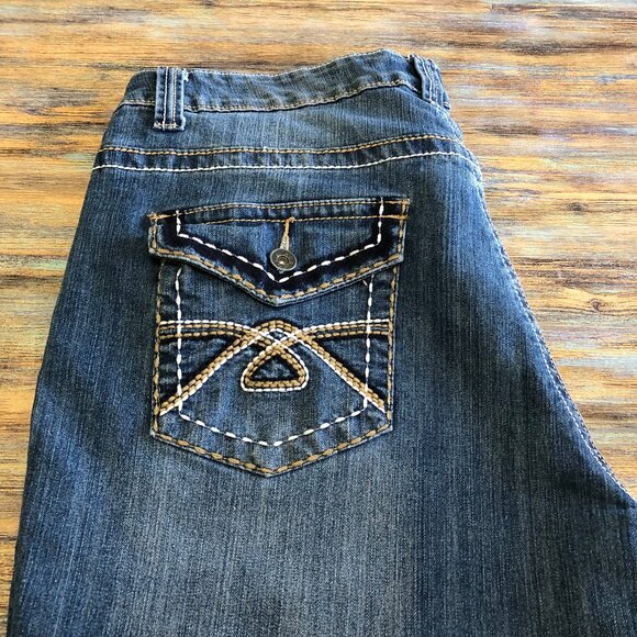 Red Rivet Jeans Capris Cropped Mid Rise Blue Womens Plus Size 18W - Picture 8 of 15